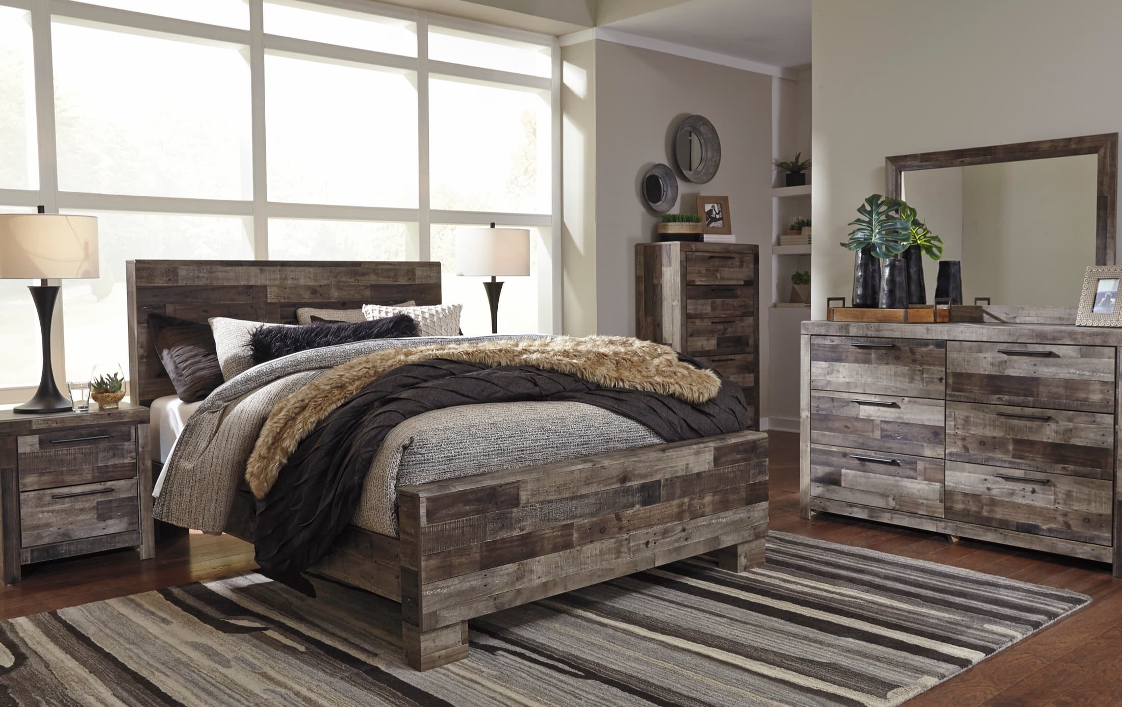 Bedroom furniture at Middletown Furniture, Middletown OH