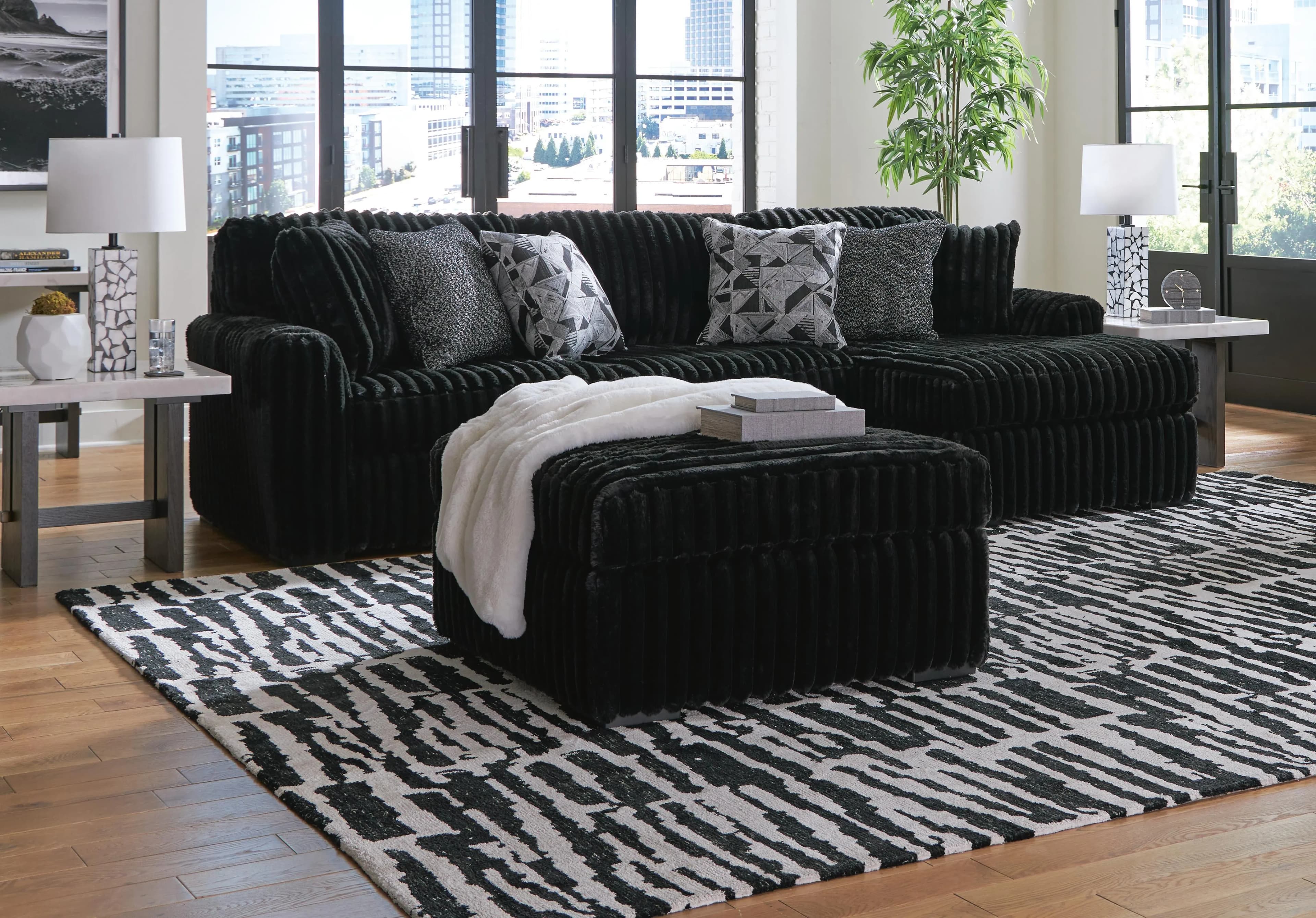 Midnight-Madness 3-Piece Sectional with Chaise — Onyx — view 4