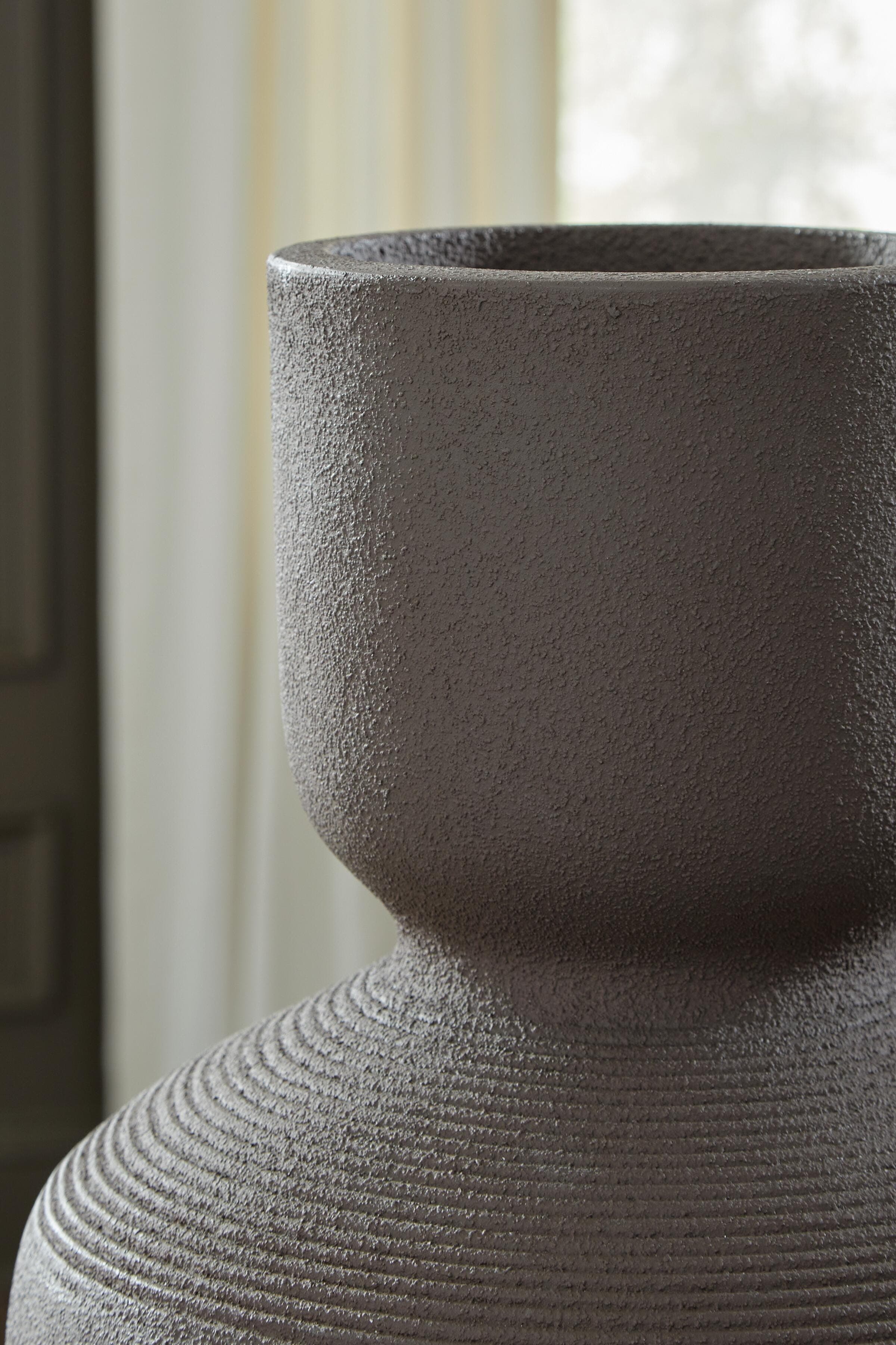 Dalsen Vase — Brown — view 3