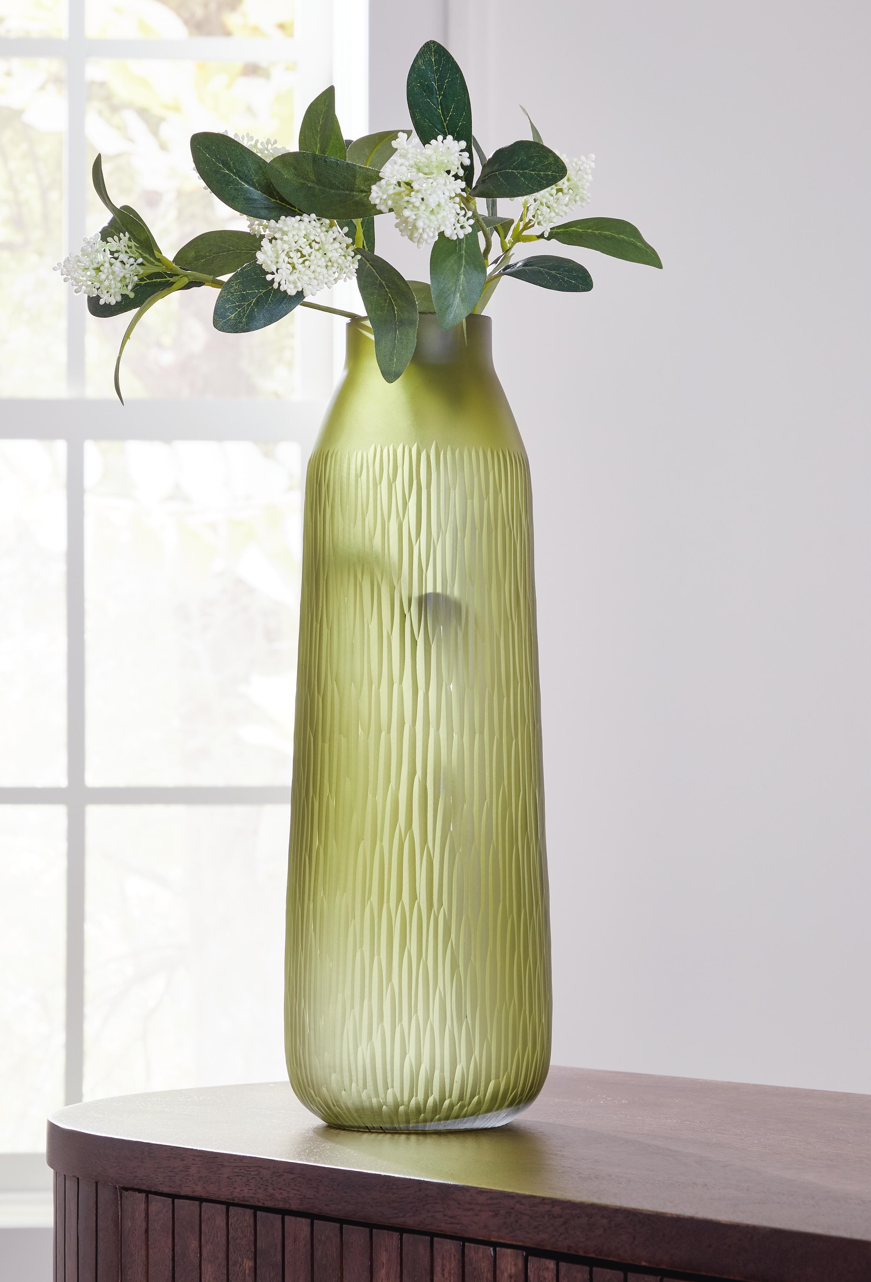 Scottyard Vase — Green — view 2