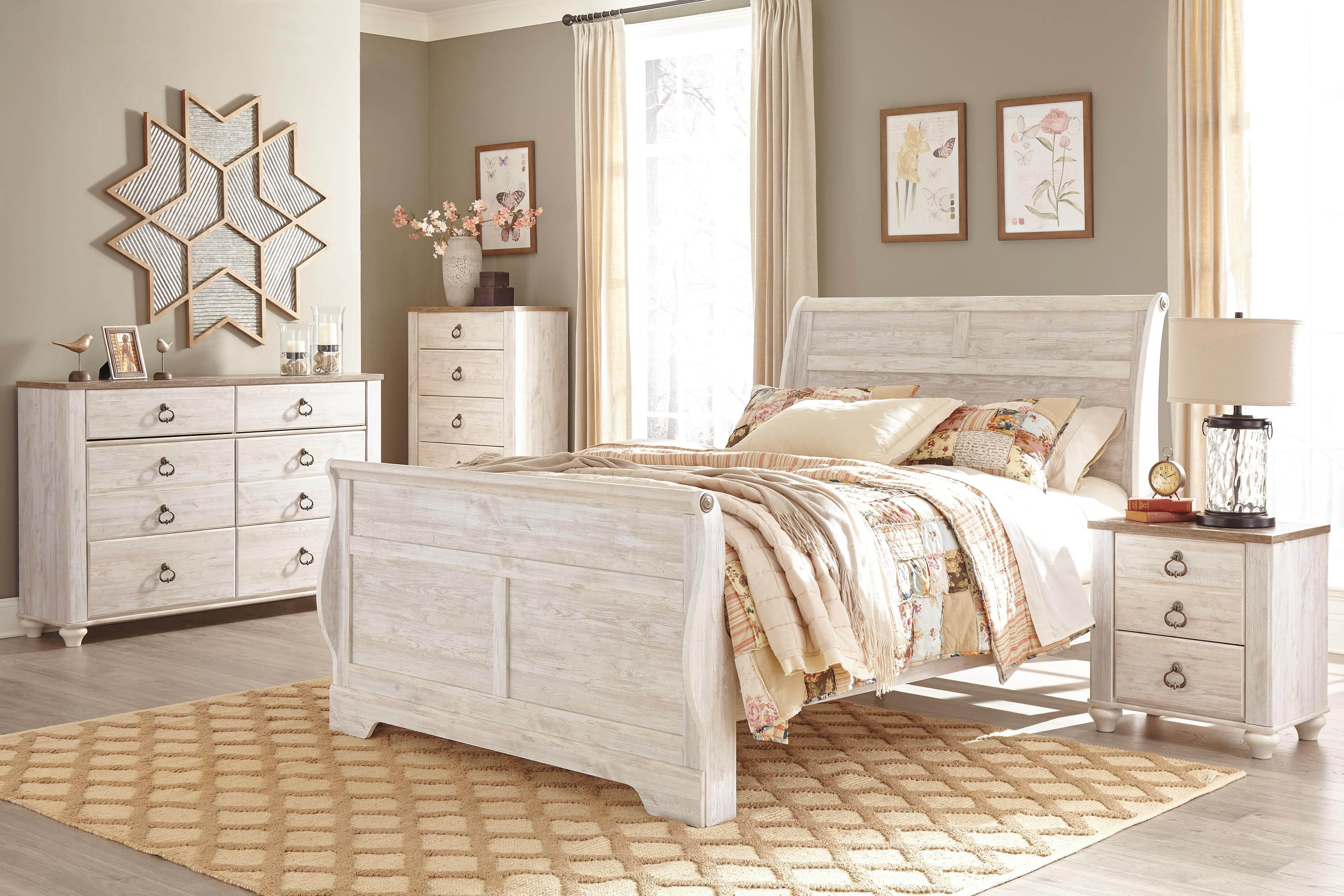 Willowton King Sleigh Bed — White — view 3