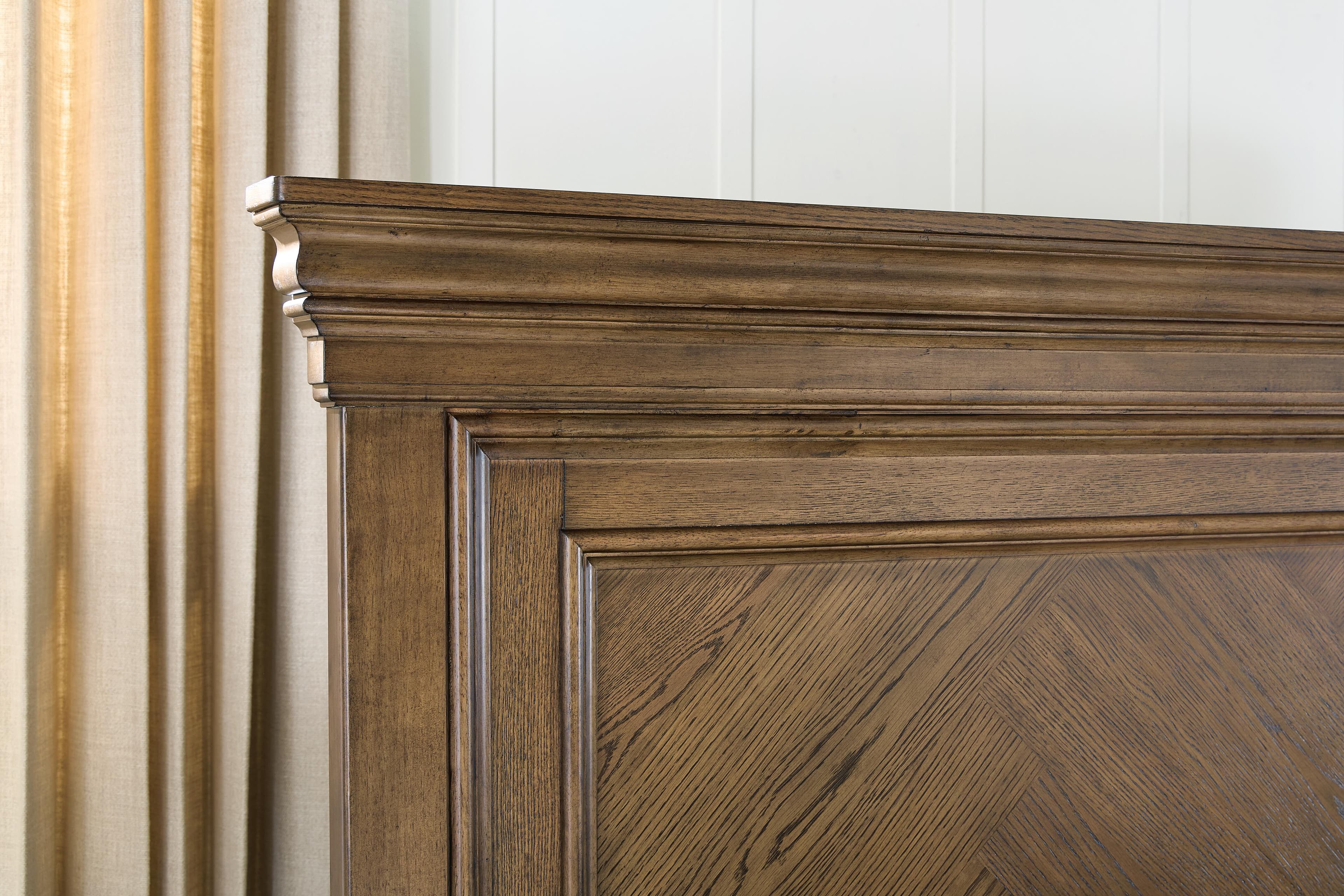 Waynely King Panel Bed — Medium Brown — view 6