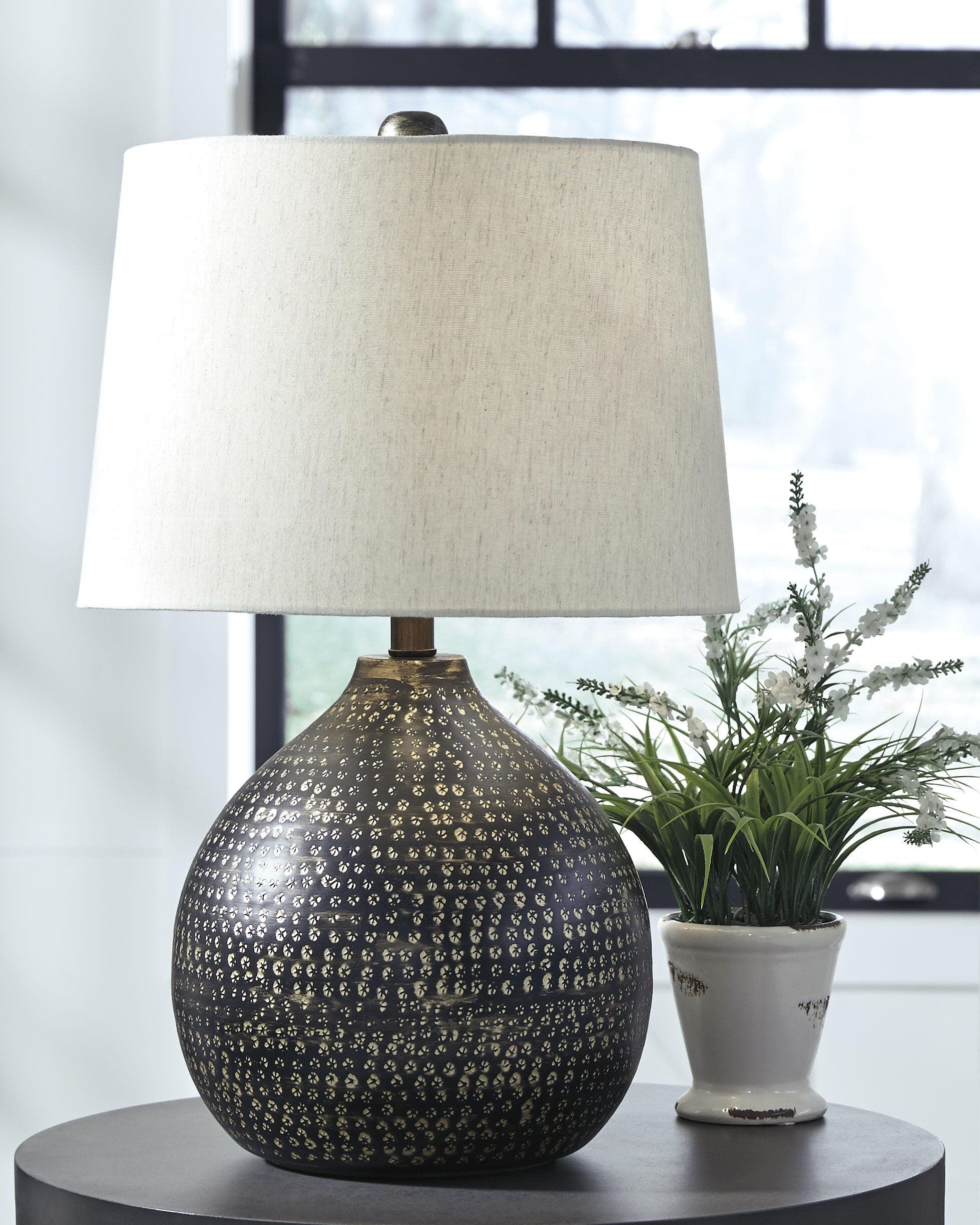 Maire Table Lamp — Black/Gray — view 2
