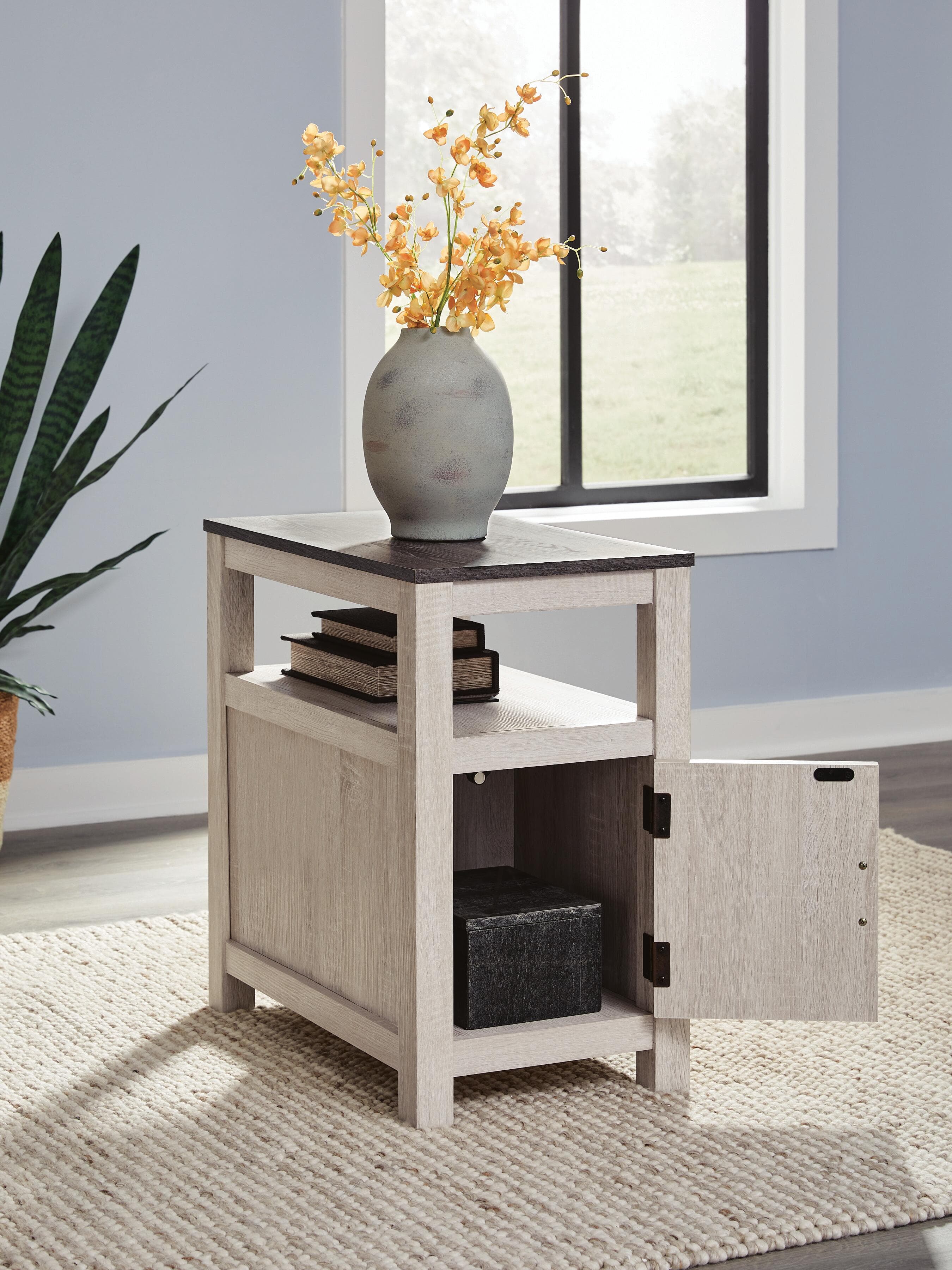 Fendenmore Chairside End Table — White;Brown/Beige — view 7