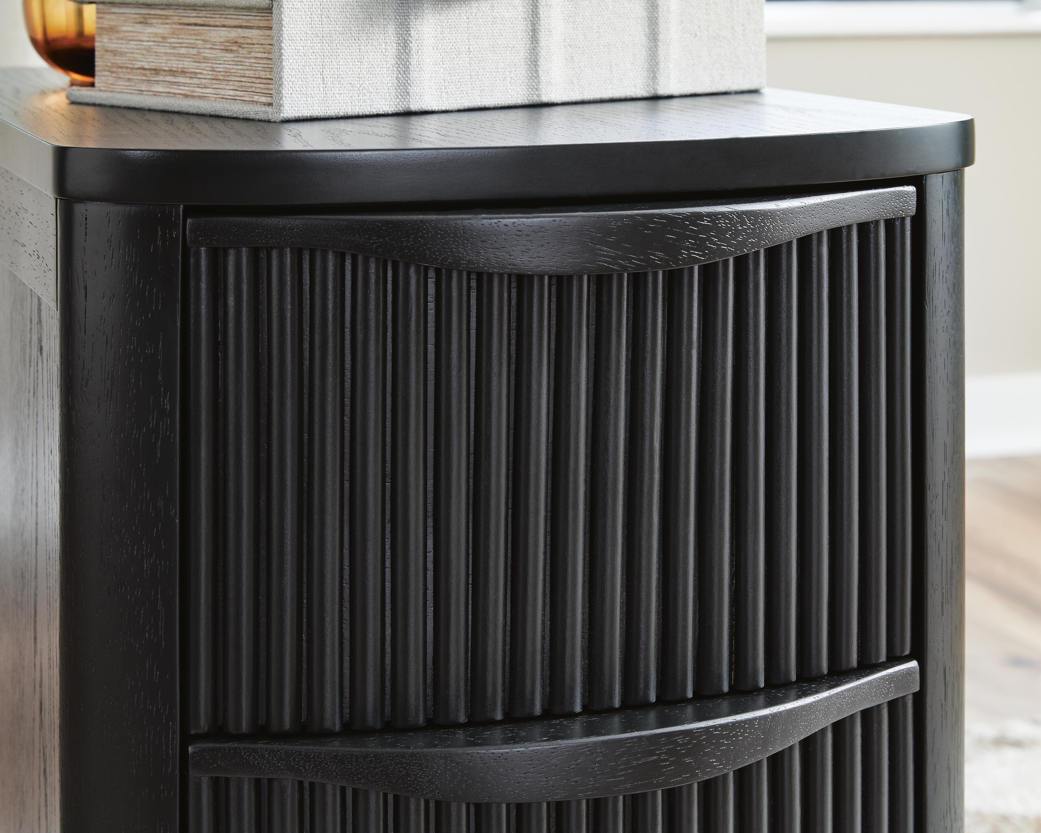 Camdill Chairside End Table — Black/Gray — view 7