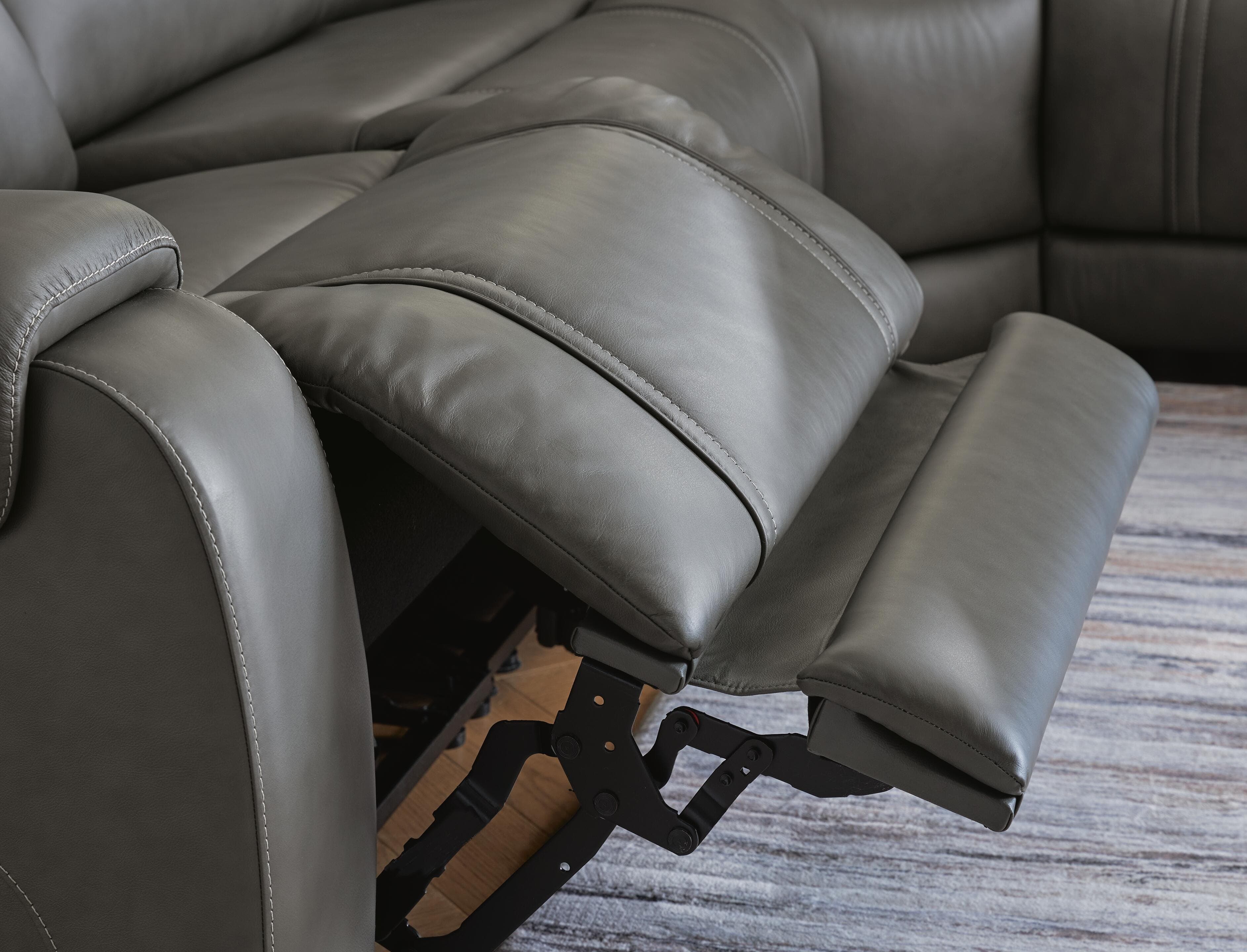 5Z-Harrenhurst 5-Piece Power Reclining Sectional — Anchor — view 4