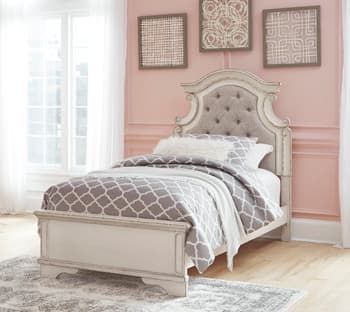 Realyn Twin Panel Bed — White — view 8