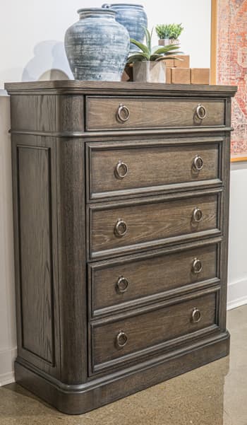 Bannette Chest of Drawers